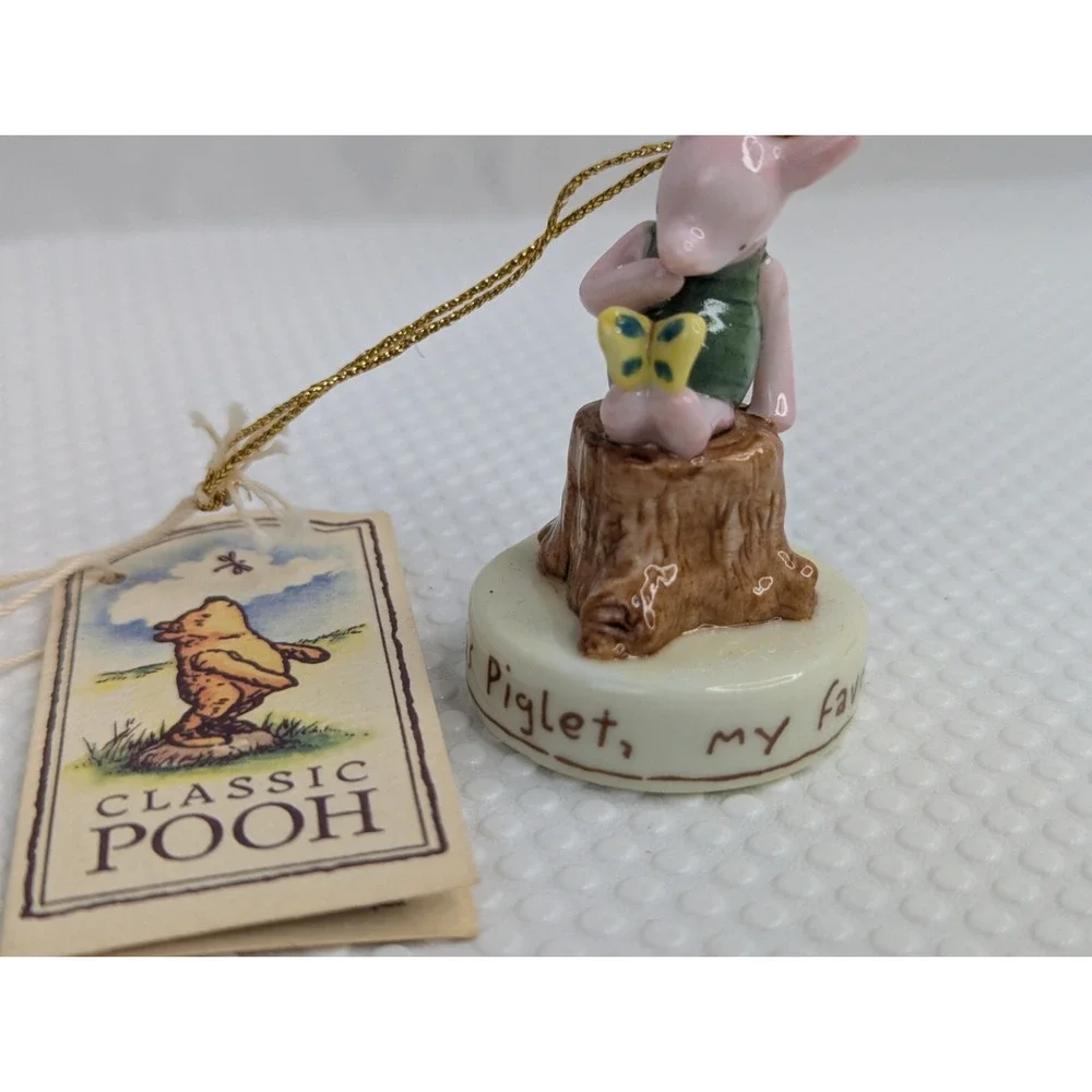 Disney Piglet on Tree Trunk Figure Ornament 2.75 Inch Midwest‎ Cannon Falls